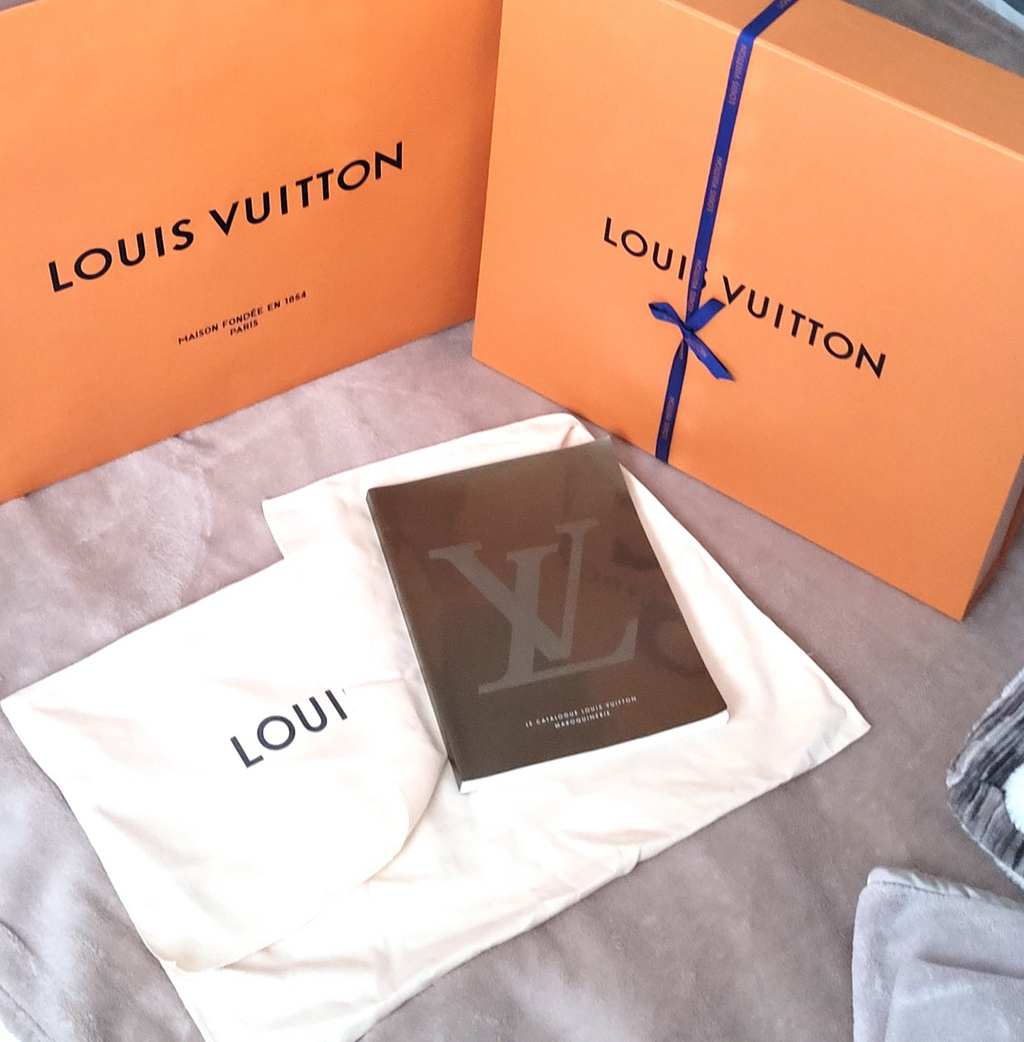 Louis Vuitton 2003 Catalog and Gift Bag set