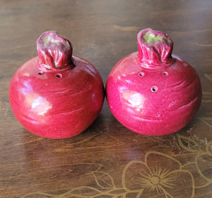 Enesco Radish Salt & Pepper Shakers