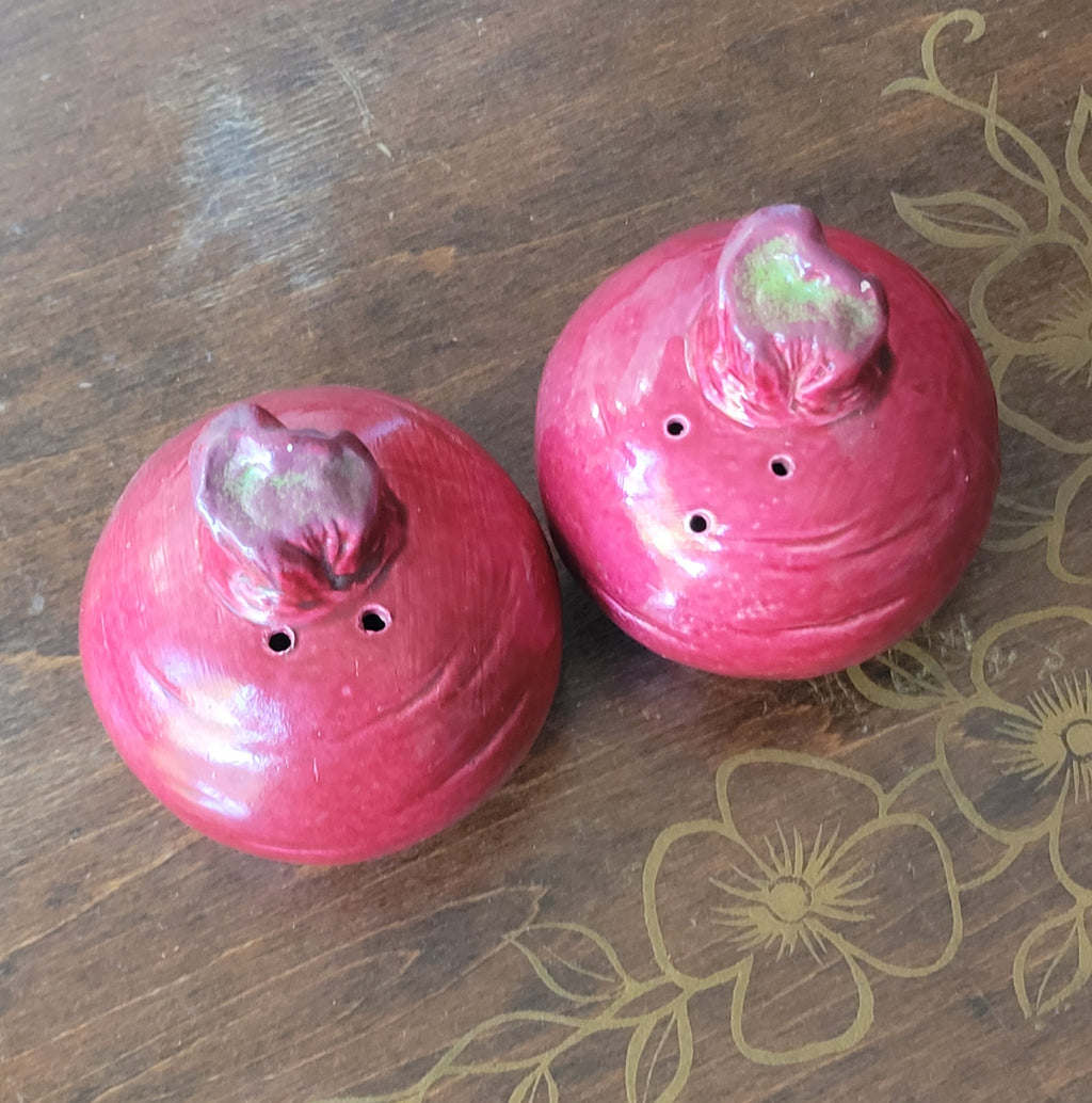 Enesco Radish Salt & Pepper Shakers