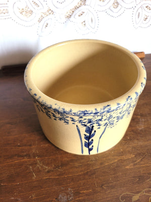 Vintage Robinson Ransbottom 1 Quart Bowl