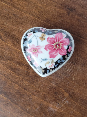 Otagiri Japan Porcelain Heart Trinket Box