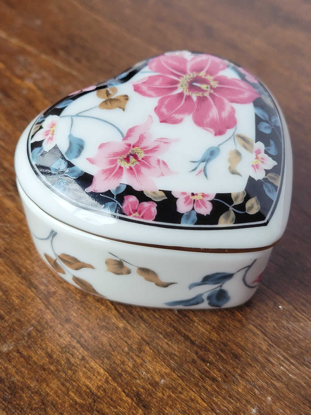 Otagiri Japan Porcelain Heart Trinket Box