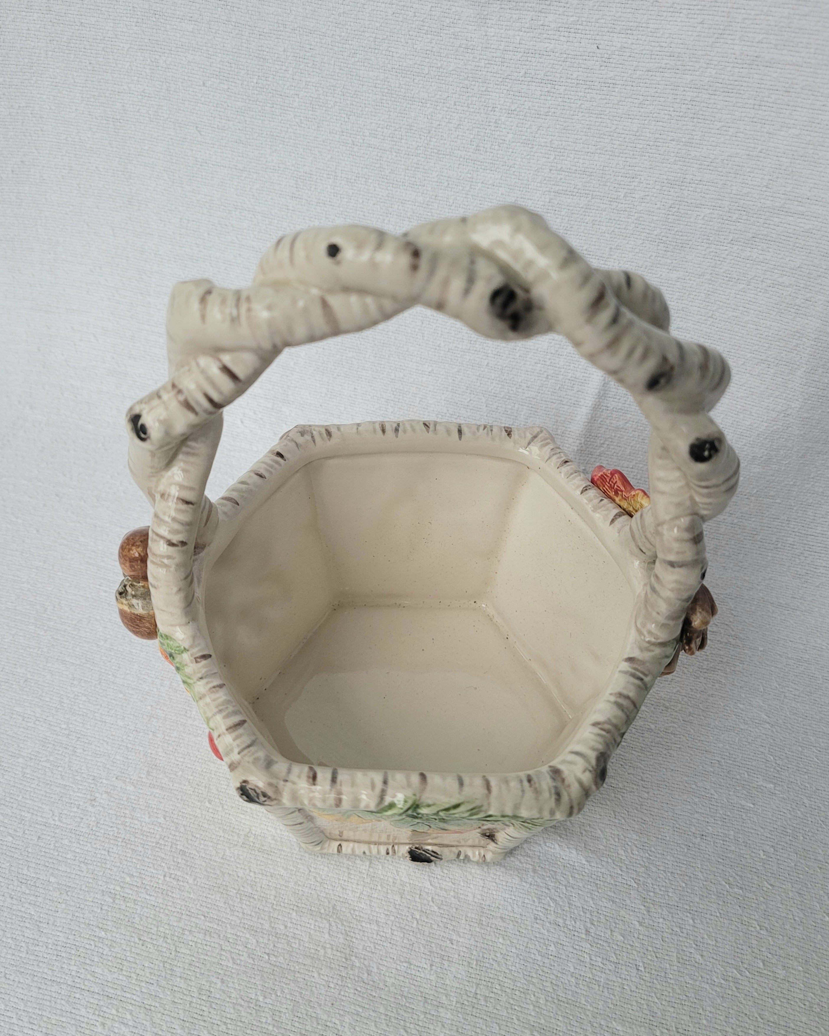 Fitz & Floyd Hawthorne Pattern Ceramic Basket