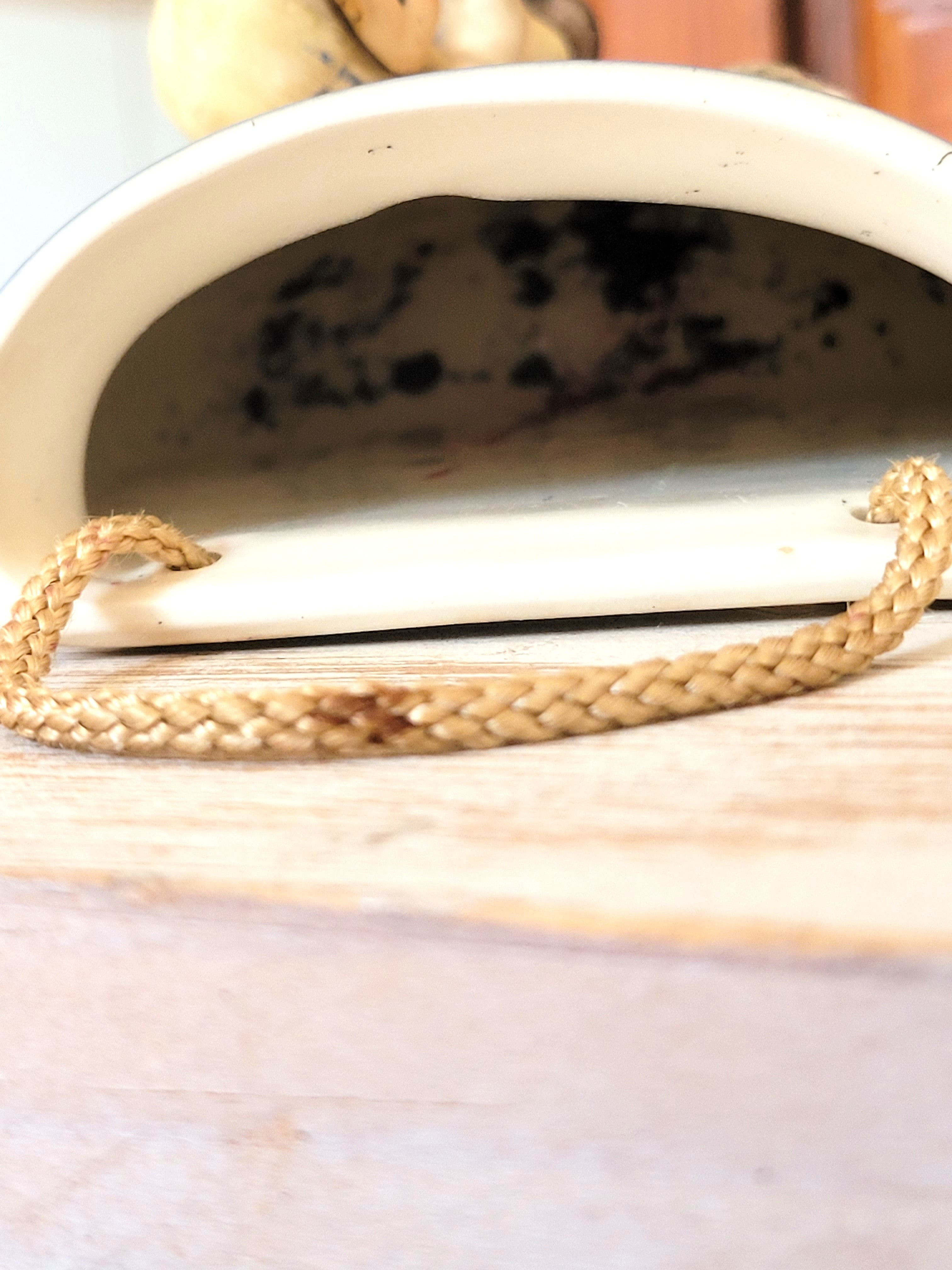 1958 Hummel Wall Pocket