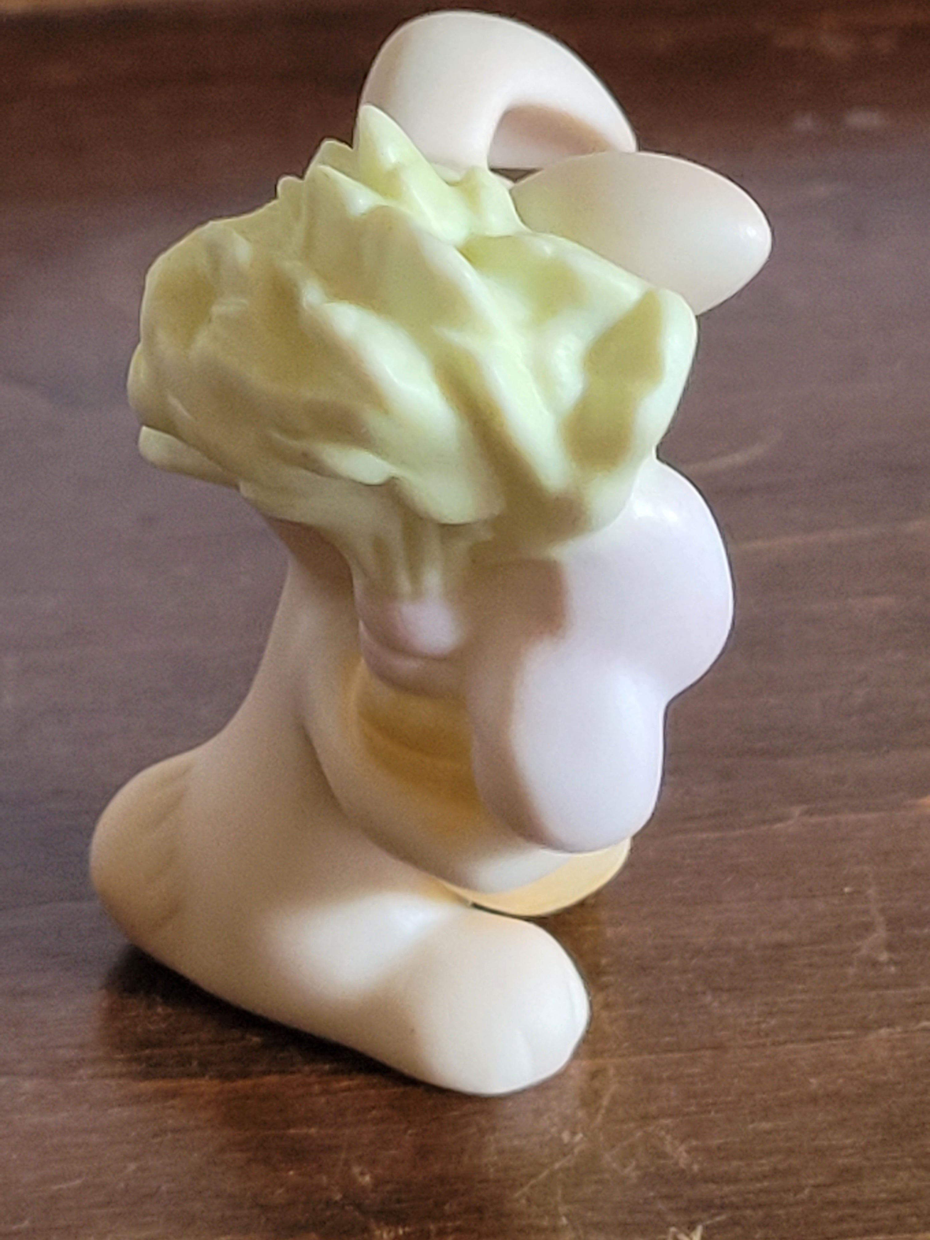 1982 Enesco Figurine Rabbit with Carrot E-9267C