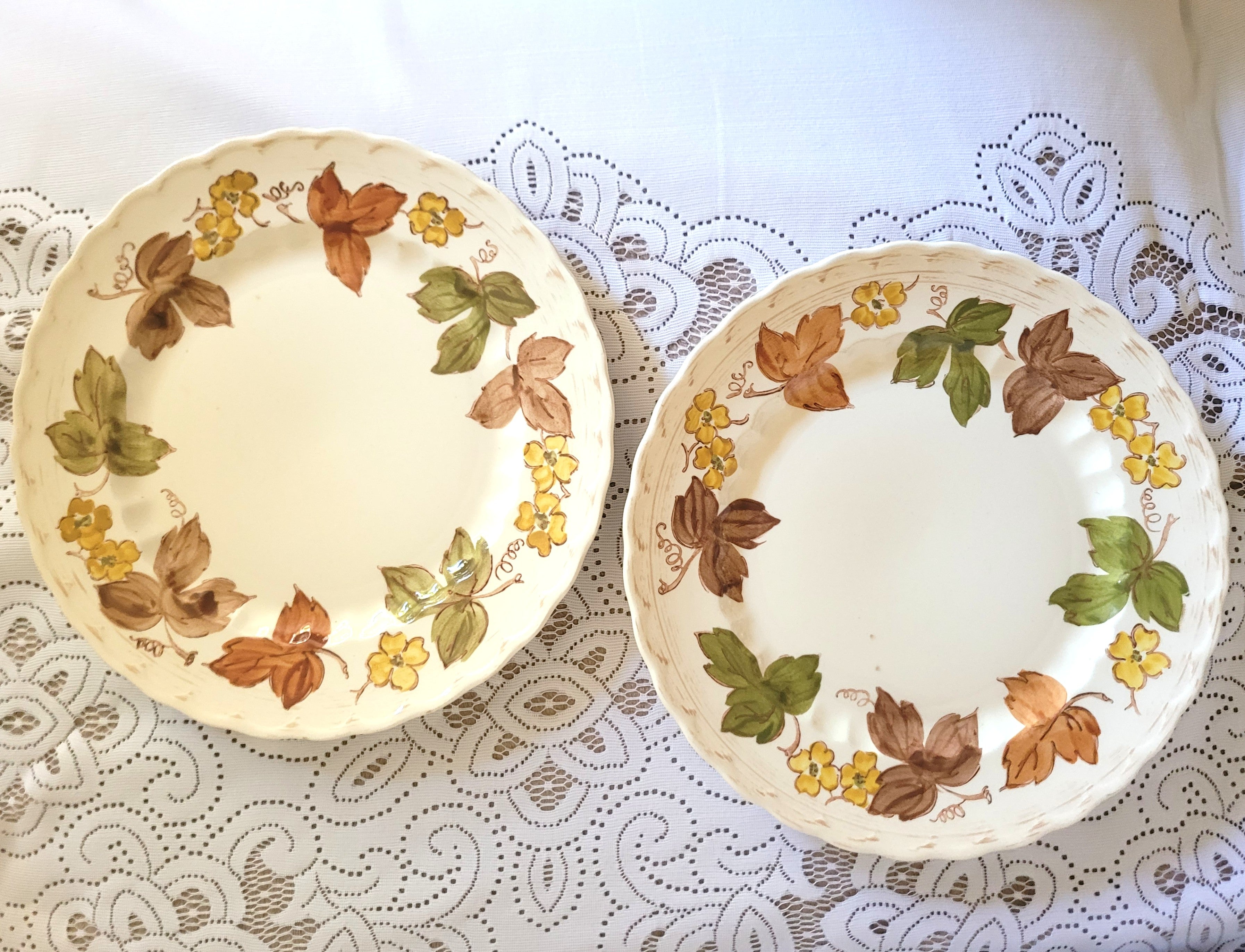 Metlox Vernon-ware "Autumn Leaves" Dinner Plates