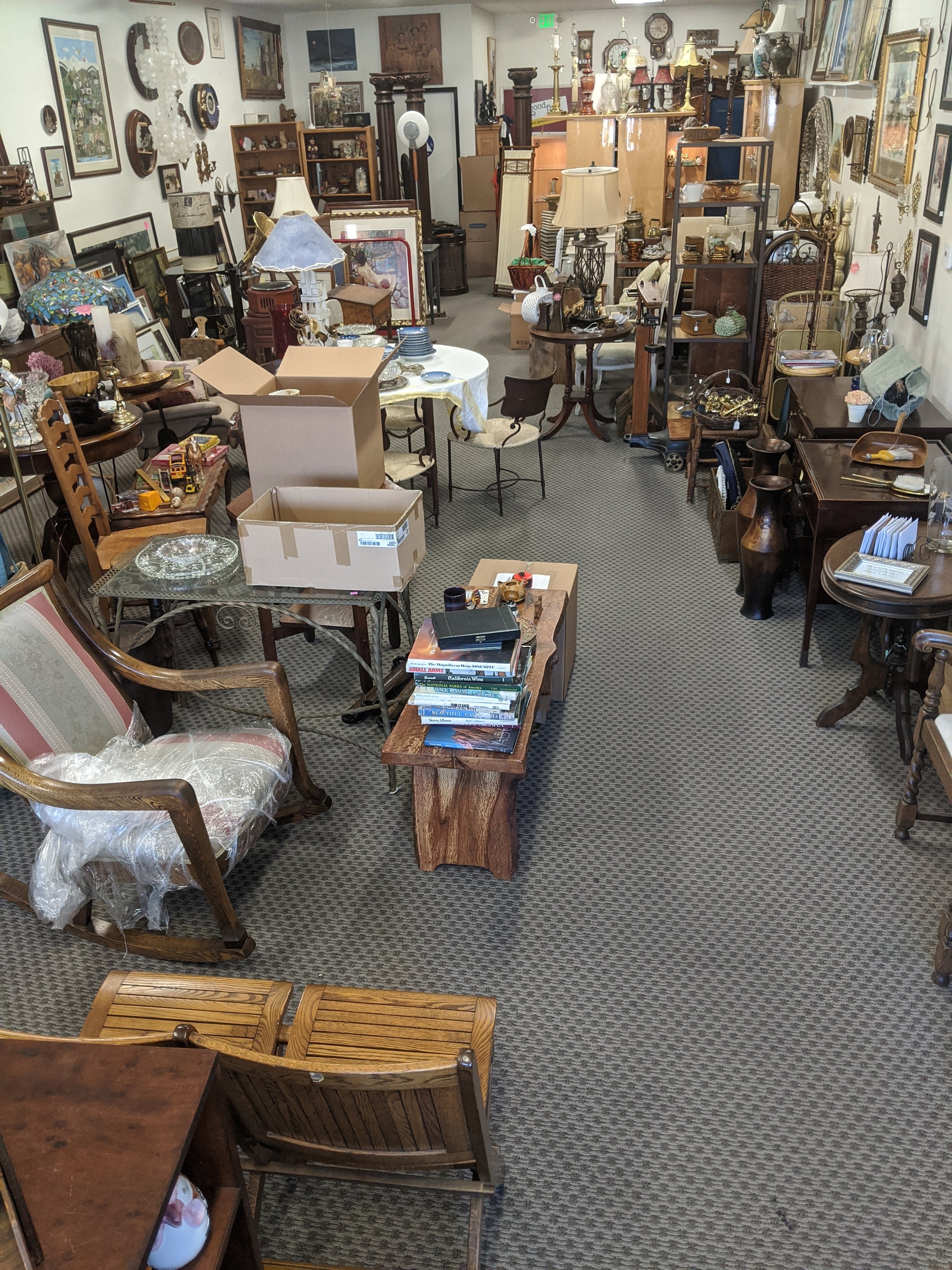 Vintage Collectibles, Art, Gifts, Antiques & Home Decor – Good Find Stores