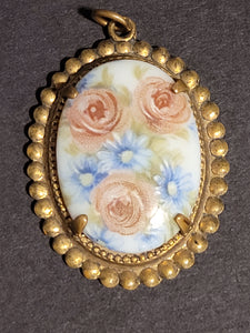 Vintage hand-painted cabochon floral pendant