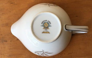 Noritake Bessie 5788 creamer/sauce server